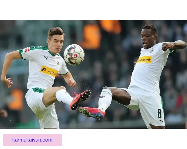 足球球星进球榜：当前赛季表现稳健的前锋继续领跑射手榜